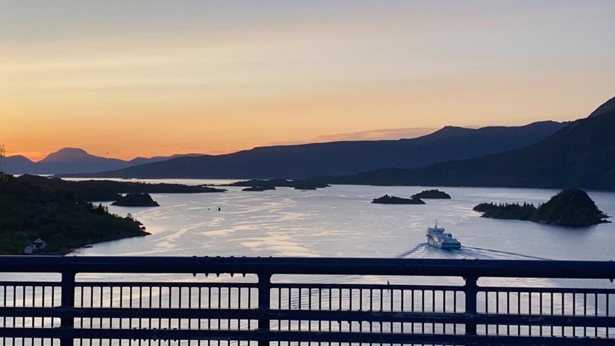 Lofoten And Vesteralen Kveldro Myrland Esterno foto