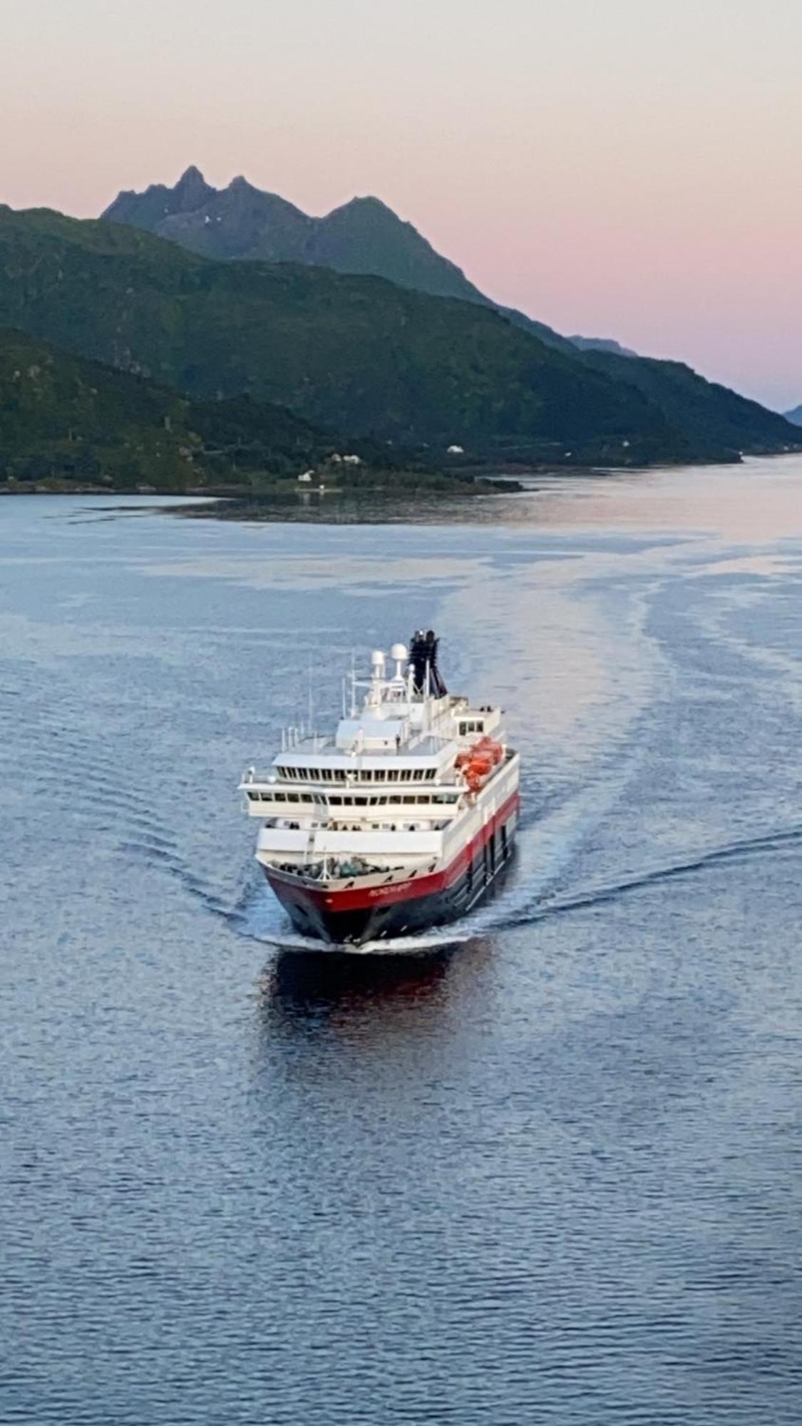 Lofoten And Vesteralen Kveldro Myrland Esterno foto